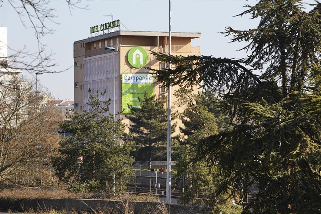 Hotel Campanile Centre 3*